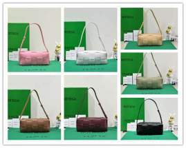 Picture of Bottega Veneta Handbags _SKUfw184061761fw